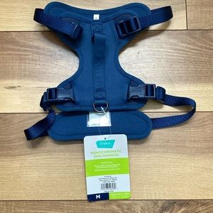 NWT Frisco Medium Dog Harness.